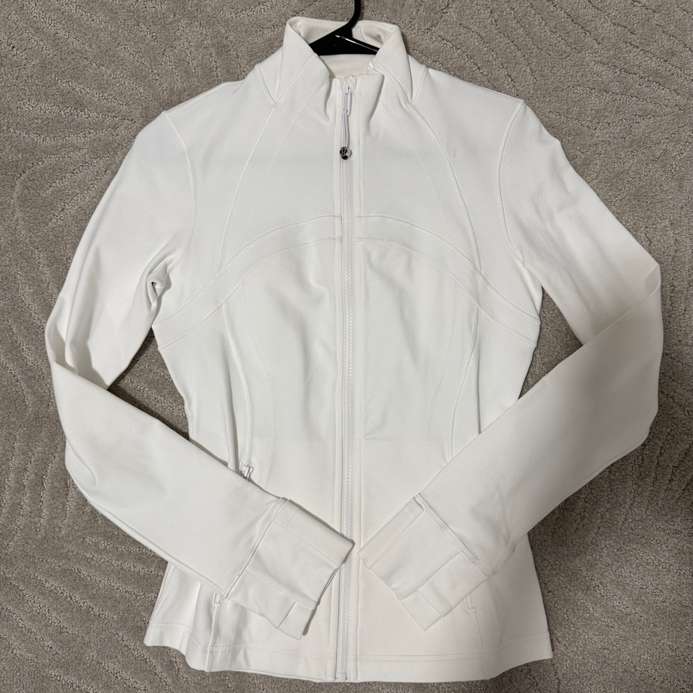 Define Jacket Luon White - Picture 3 of 3